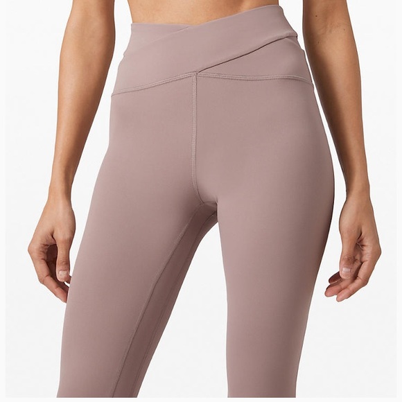 Lululemon Aligned Angles Super High Rise Tight 28” - Picture 4 of 4